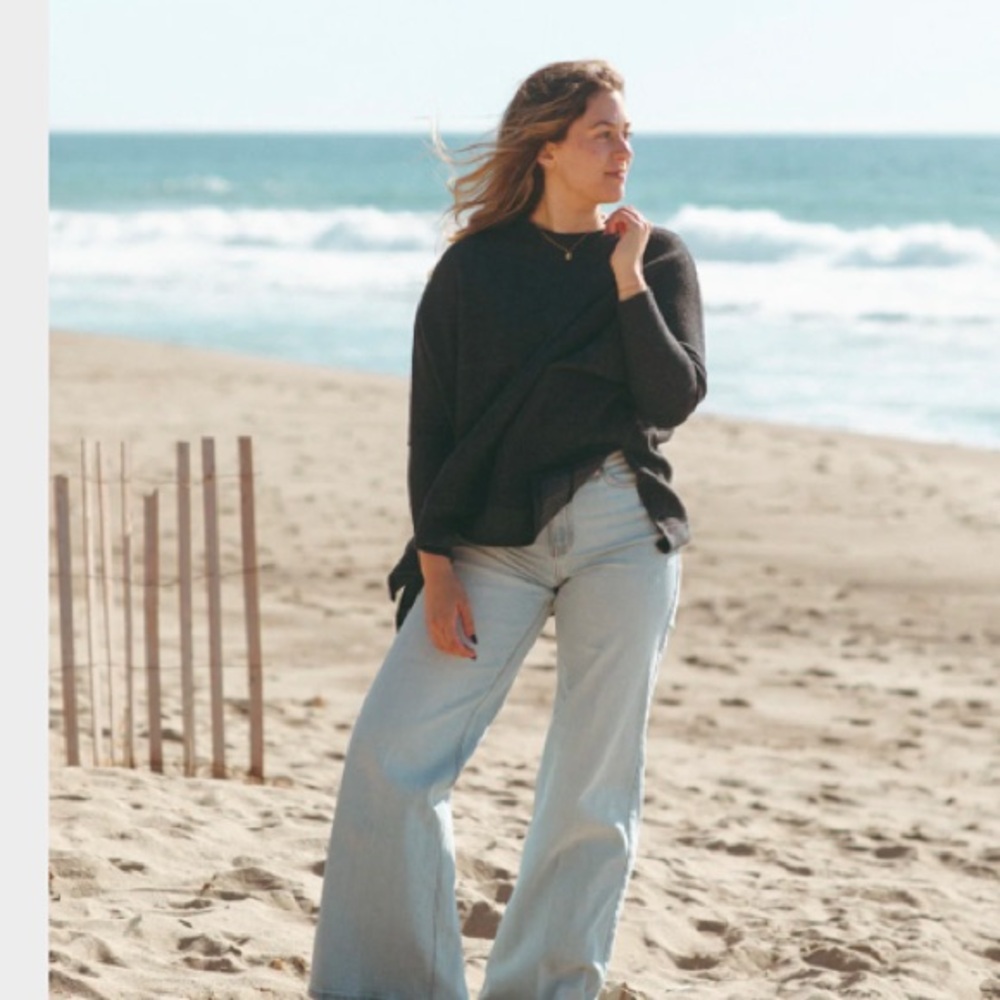Carly Jean Los Angeles Black Crew Neck Sweater
